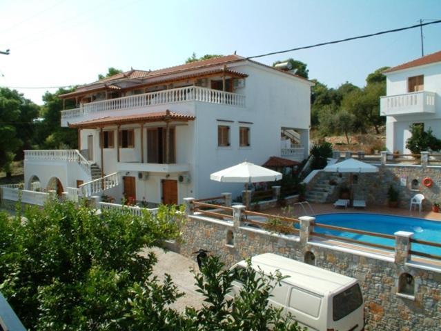 Elena Studios Patitírion Exteriör bild